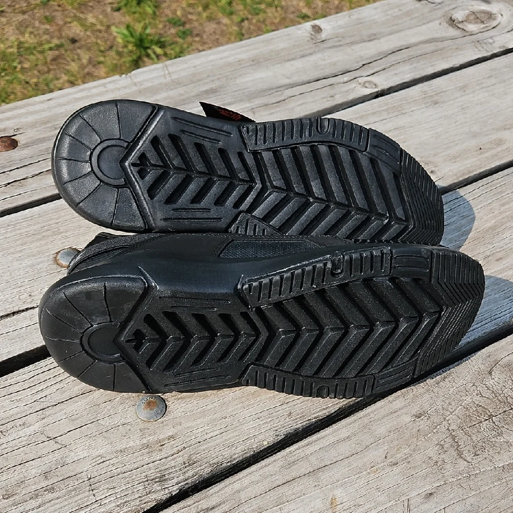RBX Black Sneakers with Modern Design and Comfort - Picture 4 of 4